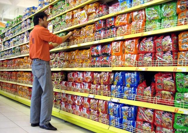 方便食品進(jìn)入熱銷(xiāo)時(shí)期，供不應(yīng)求狀況持續(xù)